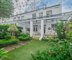House for sale in Constantia