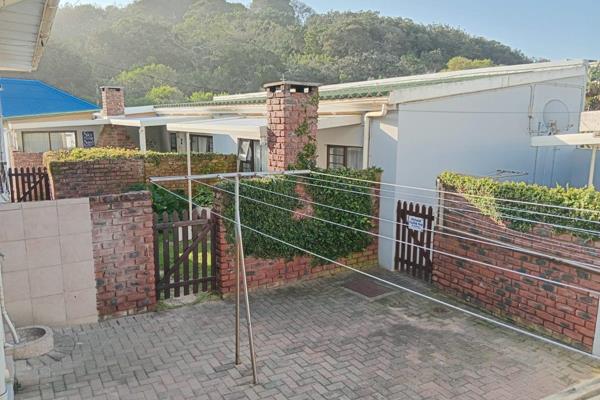 Discover an exceptional income-generating opportunity in one of Gonubie’s most sought-after locations. Perfectly positioned within ...