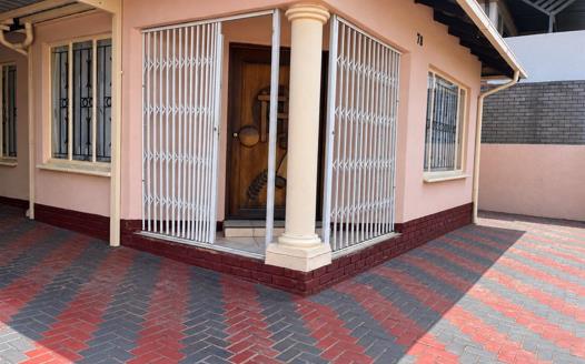 3 Bedroom House for sale in Danville