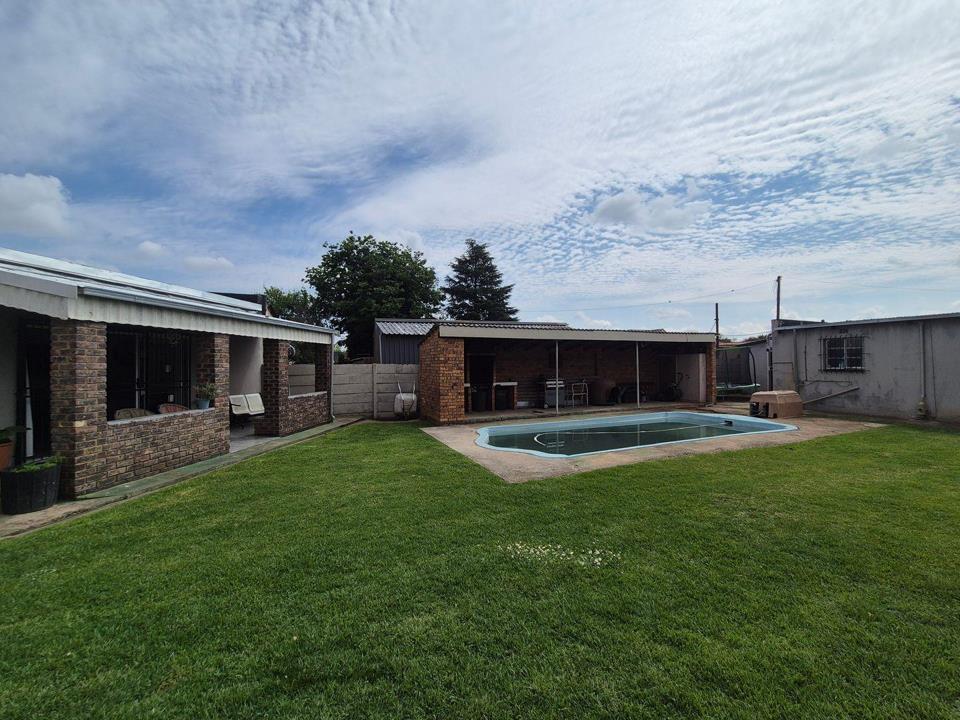 Listing number: P24-117646793, Image number: 1, Image