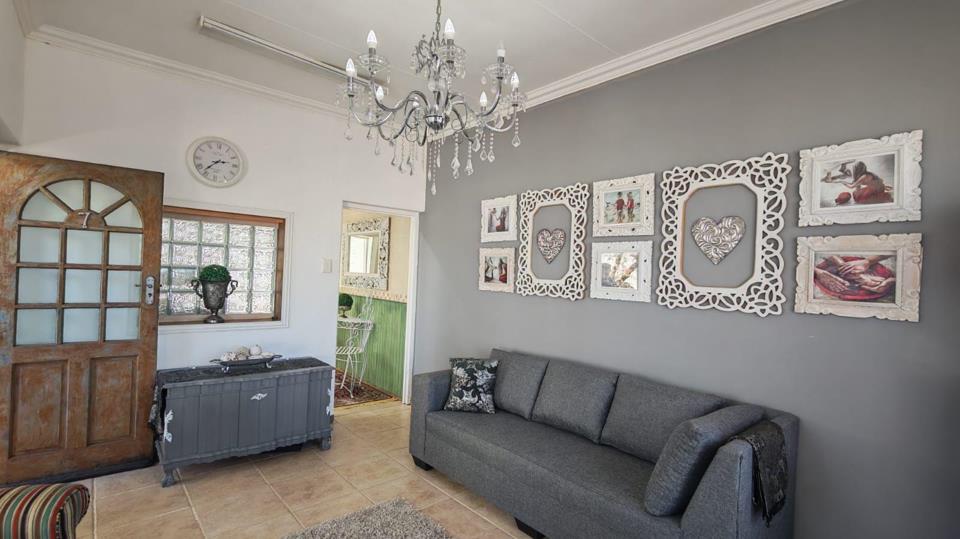 Listing number: P24-117647472, Image number: 2, Image