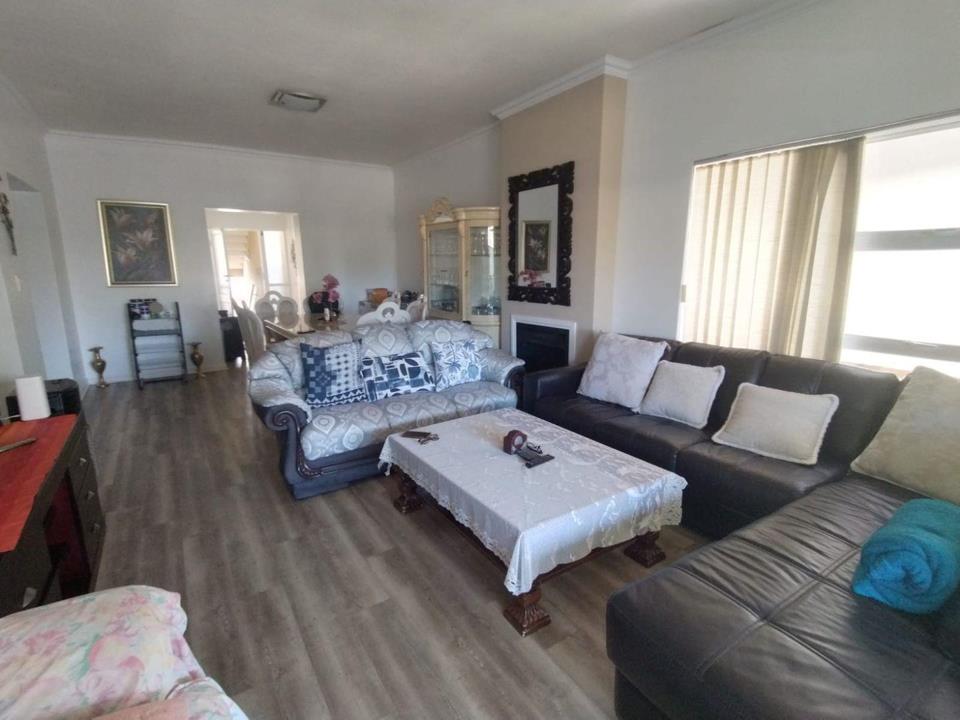 Listing number: P24-117648484, Image number: 1, Image
