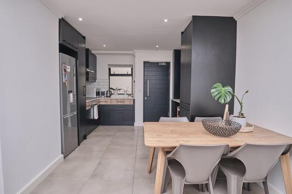 Unit size: 71m²
Balcony size: 7m²

2 Bedrooms with built-in ...