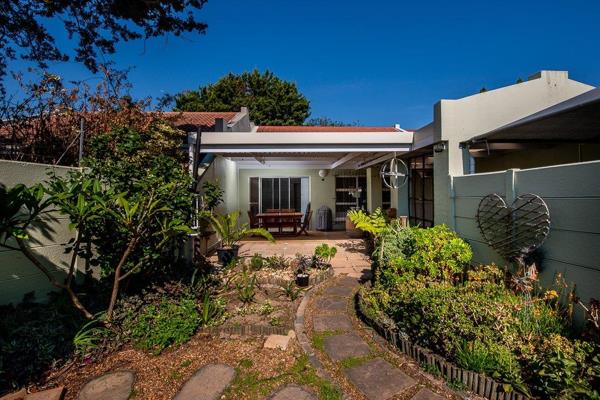 Looking for a two-bedroom house for sale in Somerset West that is neat, secure, low-maintenance and conveniently located? This ...