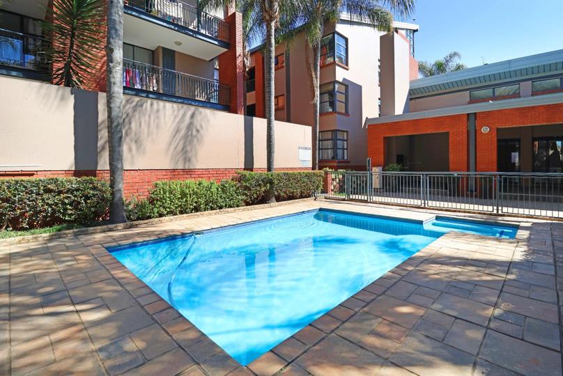 Listing number: P24-117649767, Image number: 2