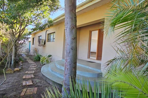Discover the perfect balance of space and convenience in this expansive double-storey ...