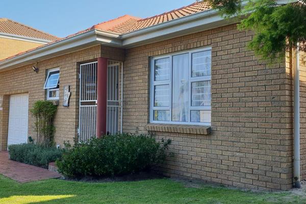 3-Bedroom house to rent in Protea Heights.

This well-maintained and inviting home offers comfortable, low-maintenance living in a ...