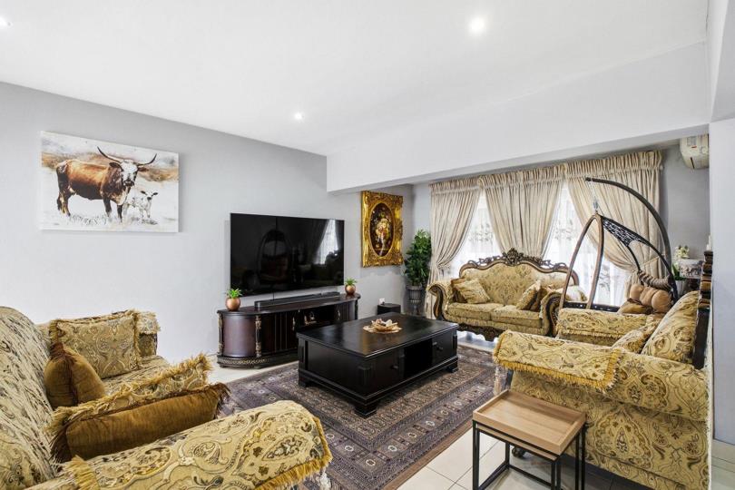 Listing number: P24-117652515, Image number: 3, Image