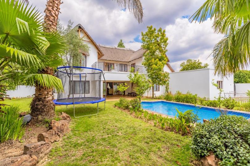 Listing number: P24-117652515, Image number: 2, Image