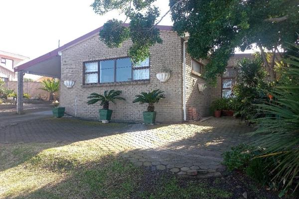ON SHOW BY APPOINTMENT ONLY


Charming Single-Level Coastal Home with Sea Views – Tergniet

Enjoy relaxed coastal living in this ...
