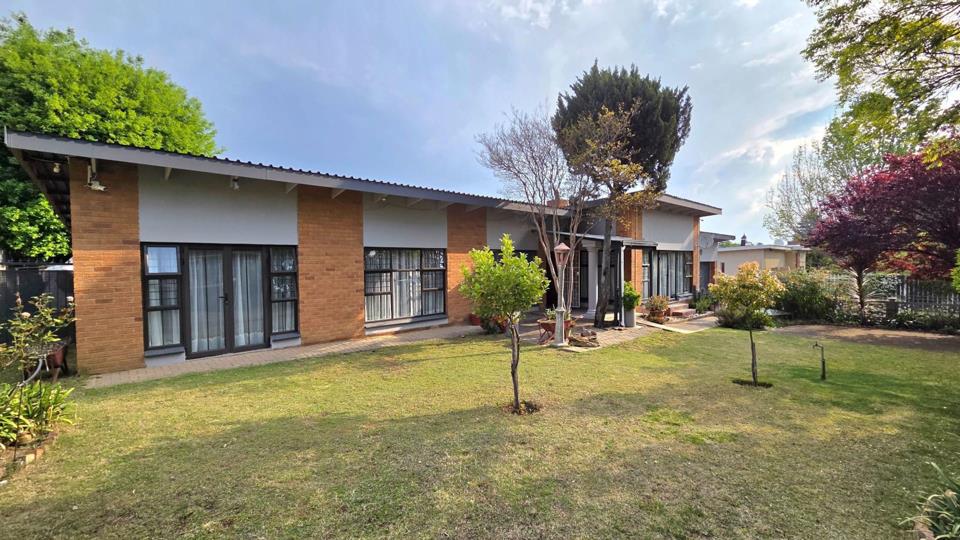 Listing number: P24-117653258, Image number: 2