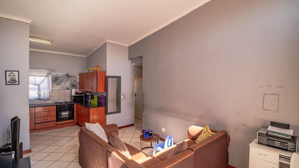 Listing number: P24-117653873, Image number: 3, Image