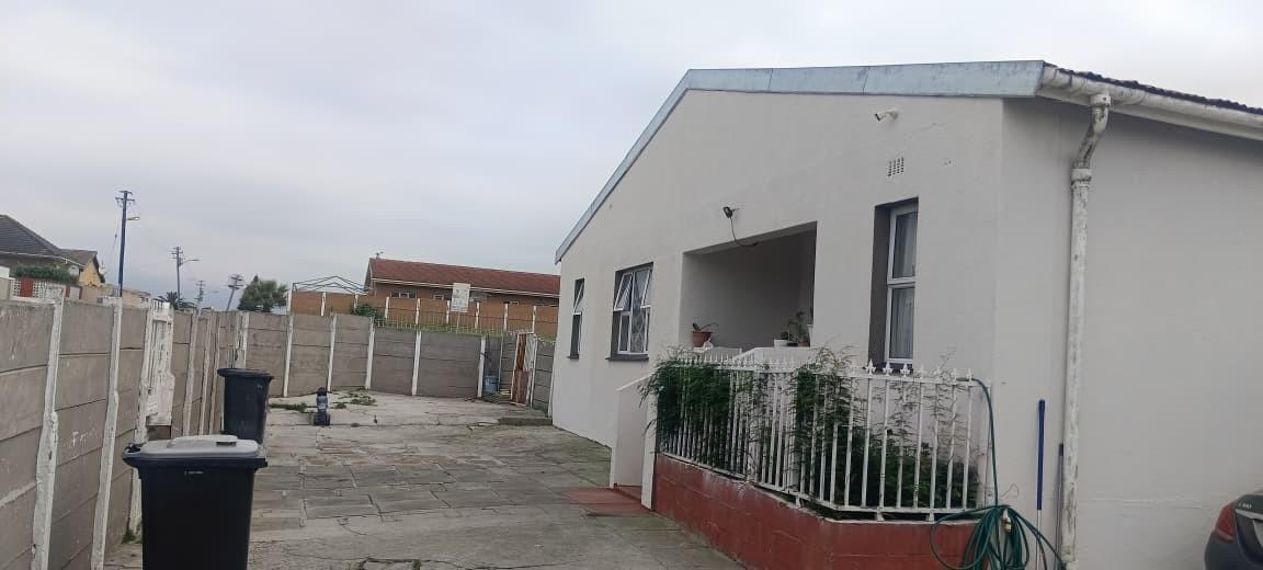 Listing number: P24-117654406, Image number: 1