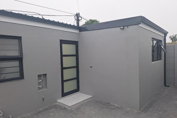 Nestled in the sought after neighbourhood of Grassy Park, this welcoming house offers a ...