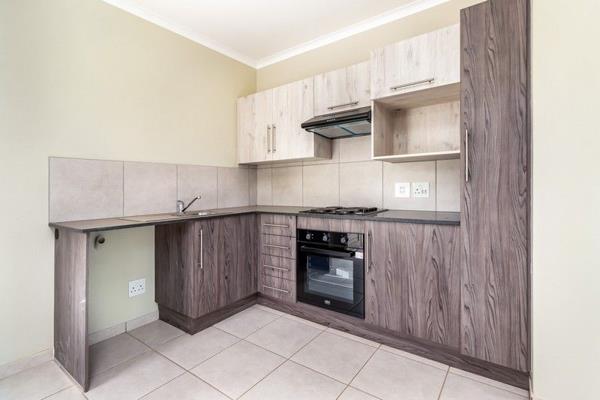 MOVE-IN SPECIALS:

-ZERO application fee, save R300

-A free pizza and cooldrink on us ...