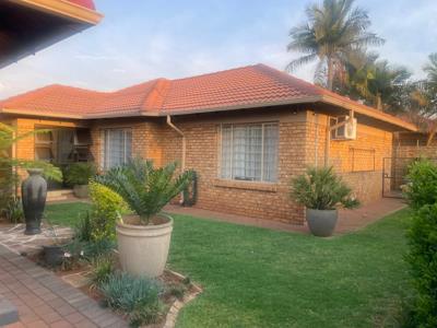 R 1 895 000