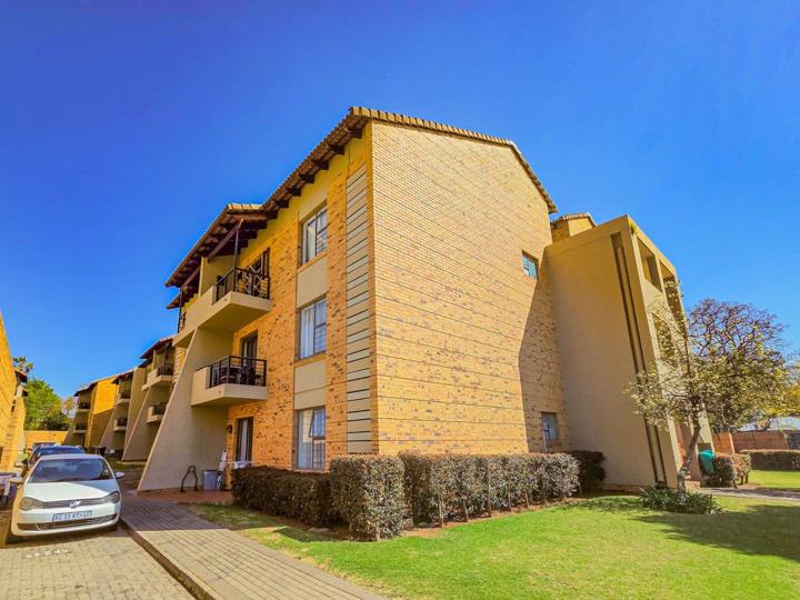 Listing number: P24-117662508, Image number: 2