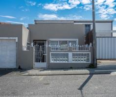 House for sale in Eastridge