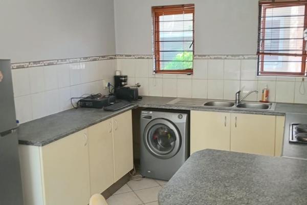 2-bedroom apartment in a secure, family-friendly complex!
GREAT investment ...