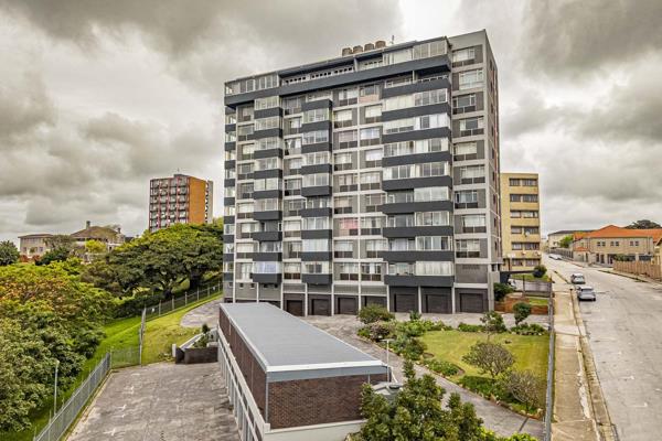 Urban Living &amp; Top Security in Port Elizabeth Central

Welcome home to Albany Court ...