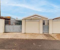 House for sale in Palm Park