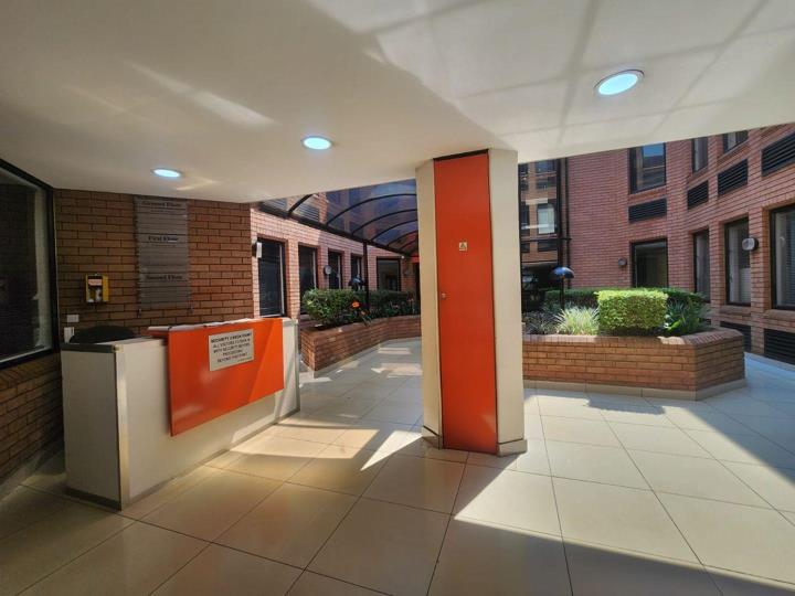 Listing number: P24-117663858, Image number: 3, Image