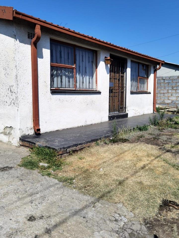 Listing number: P24-117665927, Image number: 1