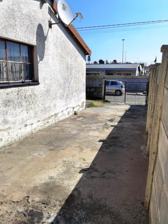 Listing number: P24-117665927, Image number: 2