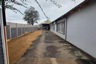 Listing number: P24-117721873, Image number: 2, Cap Park Res-Comm 2.jpg