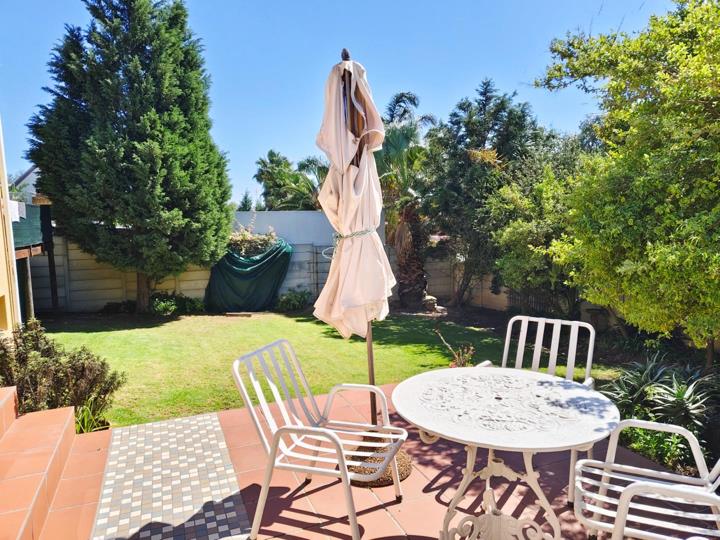 Listing number: P24-117669230, Image number: 2
