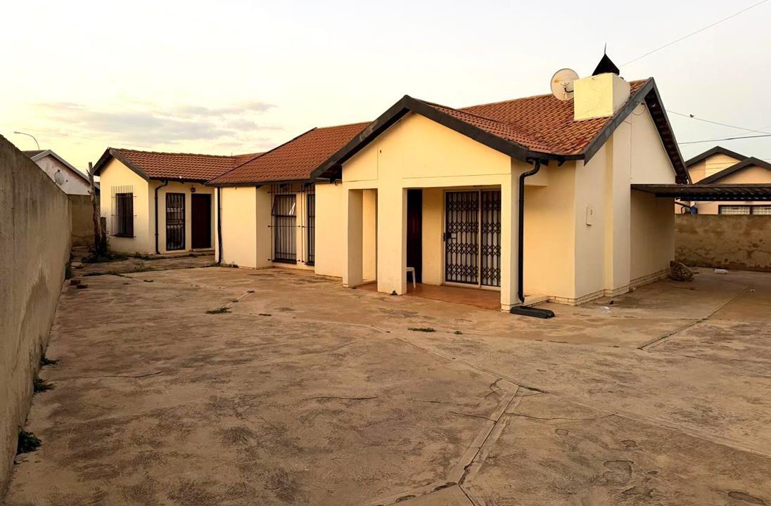 Listing number: P24-117669786, Image number: 1