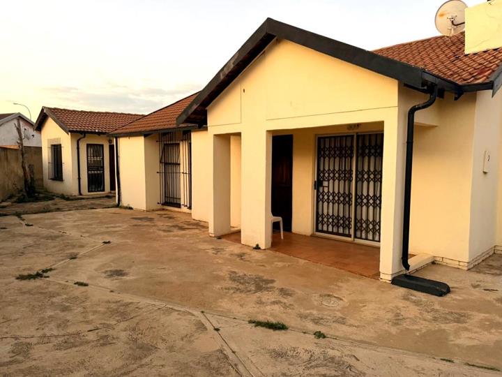 Listing number: P24-117669786, Image number: 3