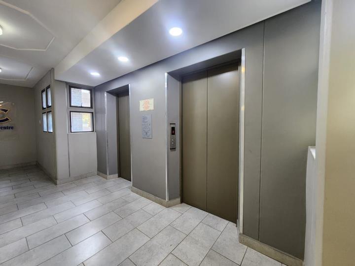 Listing number: P24-117671760, Image number: 2, Image