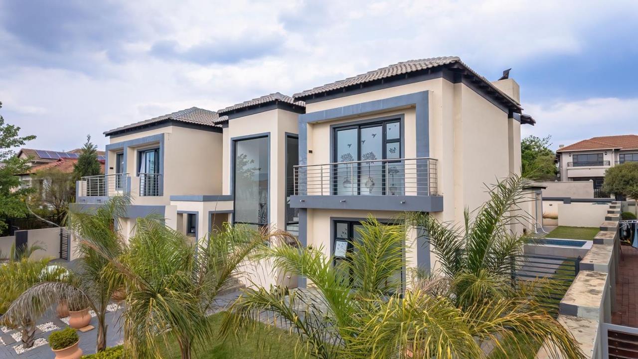 Listing number: P24-117672119, Image number: 1