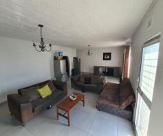 Apartment / Flat for sale in Montclair