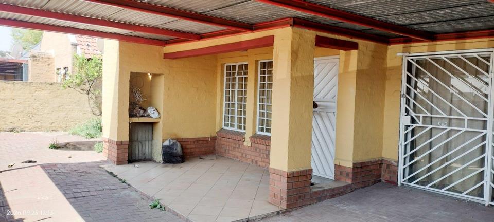 3 Bedroom Townhouse to Rent in Witbank Ext 8