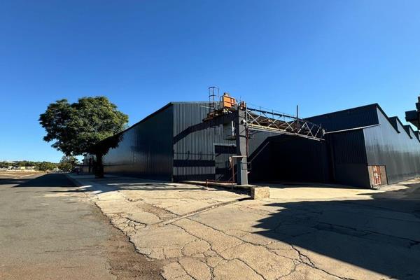 2,000m2 warehouse to let on Watt Road, Pretoria Industrial, suited to manufacturing ...