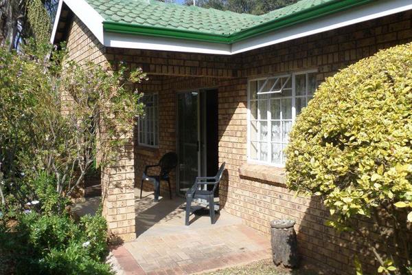 2-BEDROOM TOWNHOUSE TO RENT – CARITAS

This lovely 2-bedroom townhouse offers comfortable, low-maintenance living in the sought-after ...
