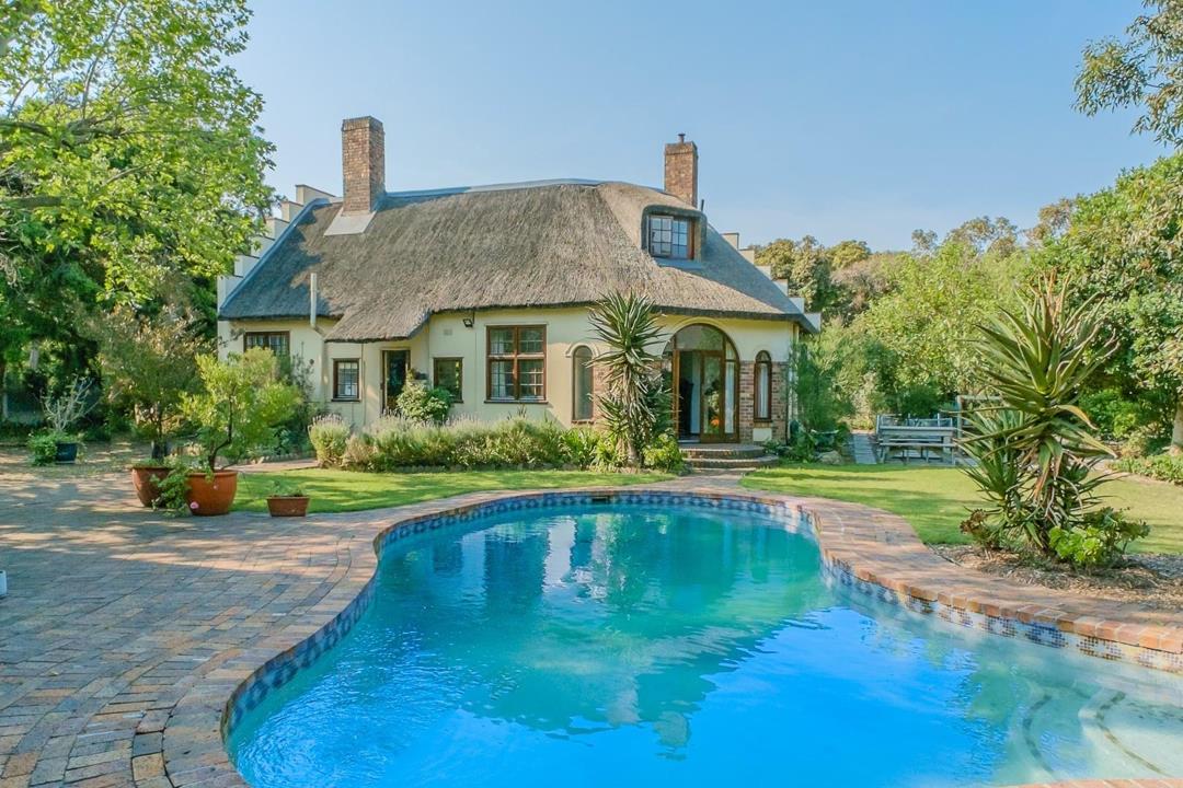Listing number: P24-117676535, Image number: 1, family home