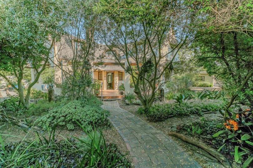 Listing number: P24-117676535, Image number: 2, entrance
