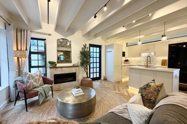 Beautifully Renovated 4-Bedroom Modern Cottage in Kenilworth 

Located in the heart of ...
