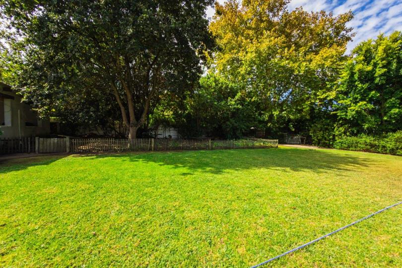 Listing number: P24-117678037, Image number: 2