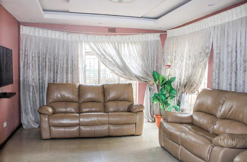 Listing number: P24-117729360, Image number: 3