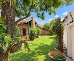 Townhouse for sale in Glen Marais
