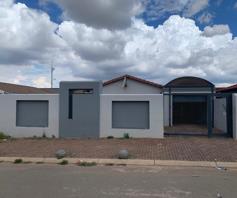 House for sale in Protea Glen