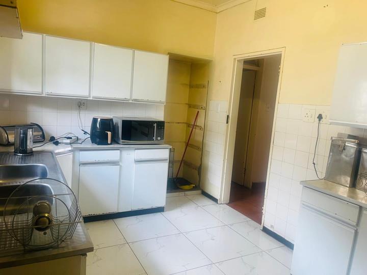 Listing number: P24-117681816, Image number: 3