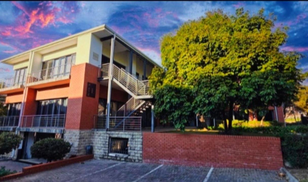 Listing number: P24-117681993, Image number: 1, Image