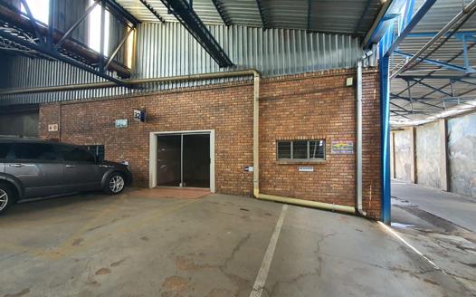 Industrial Property to rent in Silverton