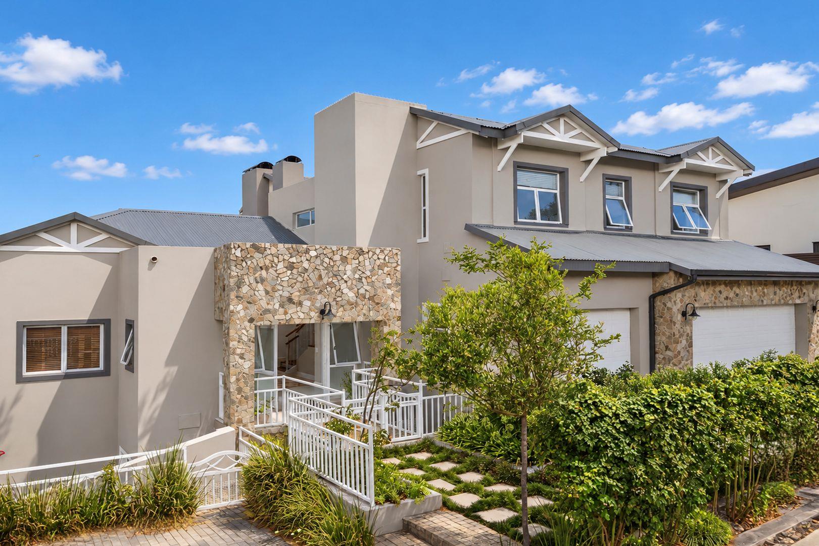 4 Bedroom House for Sale in Helderfontein Estate