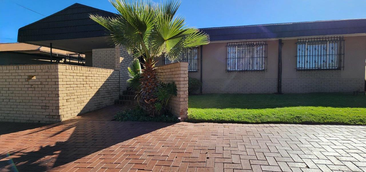 Listing number: P24-117683861, Image number: 1